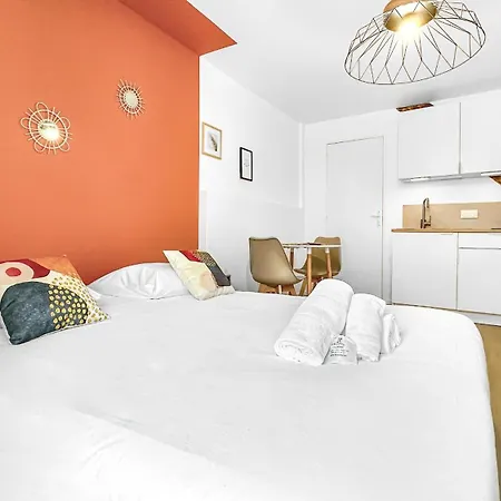 Homey Charming - Joli Studio, Proche Vitam Parc 公寓 *