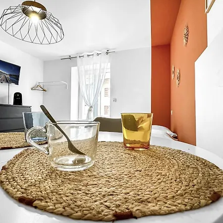 公寓 Homey Charming - Joli Studio, Proche Vitam Parc
