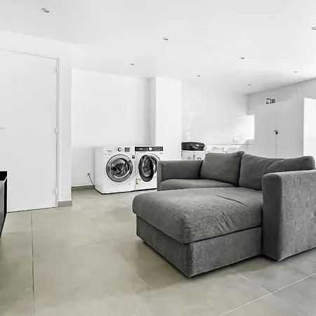 Homey Charming - Joli Studio, Proche Vitam Parc 公寓