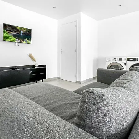 Homey Charming - Joli Studio, Proche Vitam Parc 公寓 Viry (Haute-Savoie)